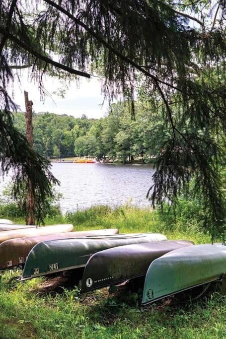 Modern Cabin With Hot Tub Grill Lake Beach Wineries Hiking Fishing And Hershey Park Family And Pet Friendly Superhosts On Ab&B Mount Gretna Luaran gambar