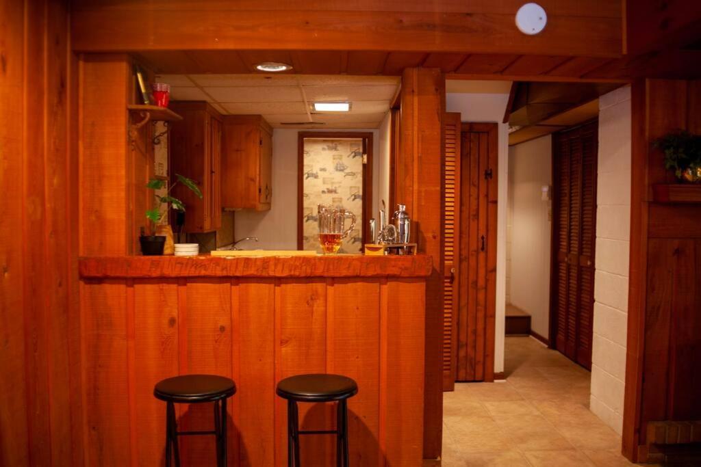 Modern Cabin With Hot Tub Grill Lake Beach Wineries Hiking Fishing And Hershey Park Family And Pet Friendly Superhosts On Ab&B Mount Gretna Luaran gambar