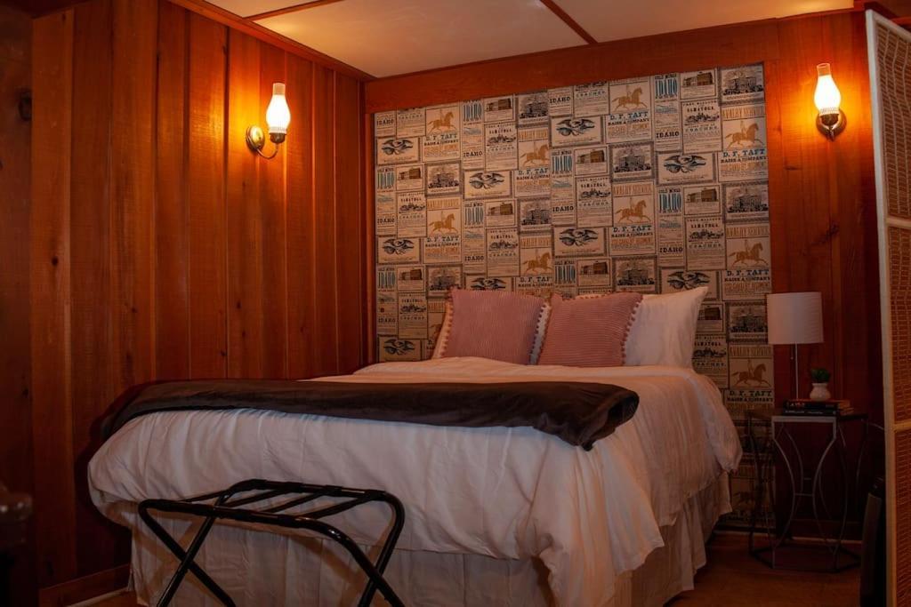 Modern Cabin With Hot Tub Grill Lake Beach Wineries Hiking Fishing And Hershey Park Family And Pet Friendly Superhosts On Ab&B Mount Gretna Luaran gambar